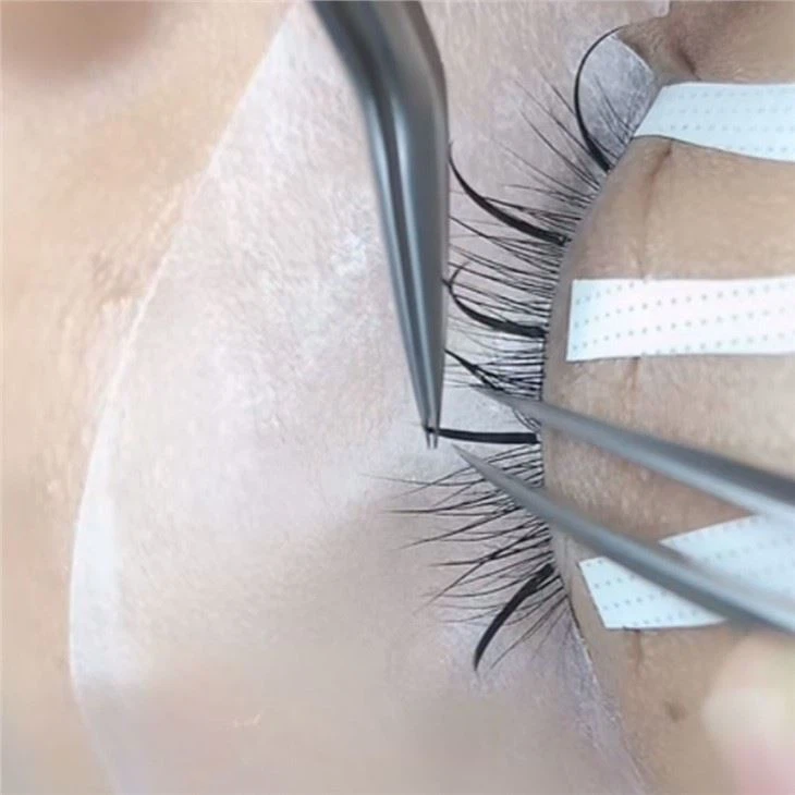 Spike Lash Extensions